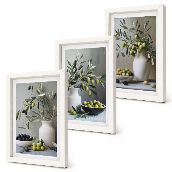Composizione di 3 quadri Olive in vasi con rami su sfondo grigio