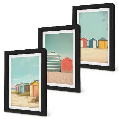 Composizione di 3 quadri Colorate case sulla spiaggia sotto il sole estivo