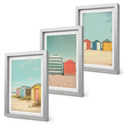 Composizione di 3 quadri Colorate case sulla spiaggia sotto il sole estivo