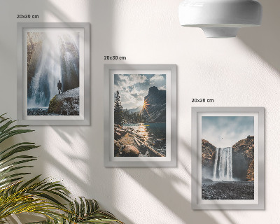 Composizione di 3 quadri Cascate in montagna con splendidi paesaggi naturali