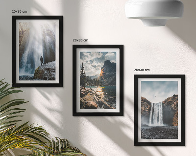 Composizione di 3 quadri Cascate in montagna con splendidi paesaggi naturali
