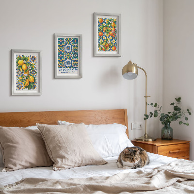 Composizione di 3 quadri Poster con motivi astratti di agrumi e colori vivaci