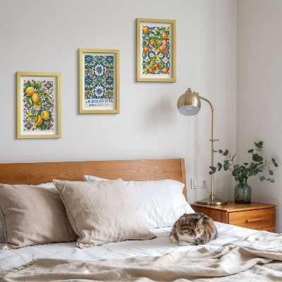 Composizione di 3 quadri Poster con motivi astratti di agrumi e colori vivaci