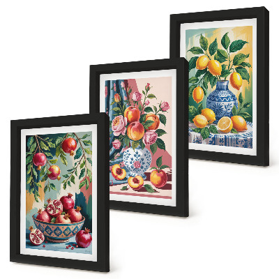 Composizione di 3 quadri Fiori e frutta dipinti in vasi