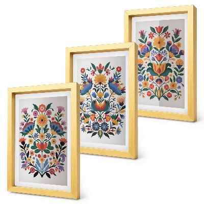 Trittico incorniciato Motivi floreali dai colori intensi su sfondo bianco