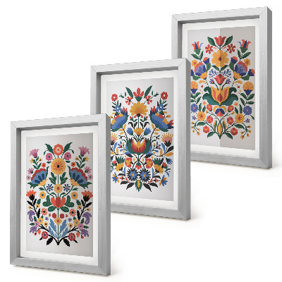 Trittico incorniciato Motivi floreali dai colori intensi su sfondo bianco