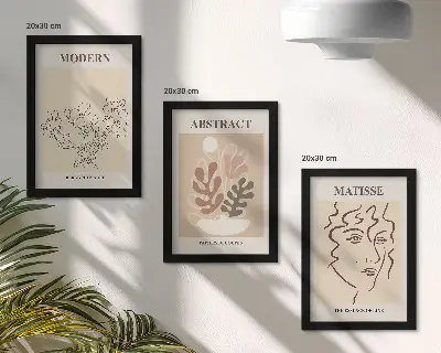 Trittico incorniciato con motivi e linee vegetali in stile moderno