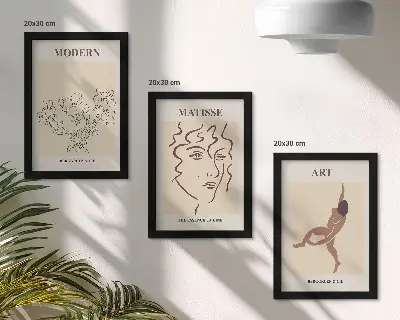 Composizione di 3 quadri con grafica elegante raffigurante fiori, volti e figure umane