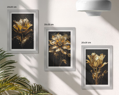 Composizione di 3 quadri Fiori in diverse tonalità di giallo su sfondo scuro