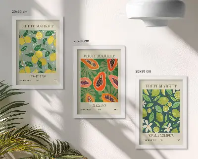 Composizione di 3 quadri con motivi fruttati di limoni, papaie e lime