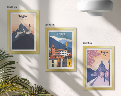 Composizione di 3 quadri Montagne e architettura retrò, illustrazioni colorate