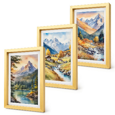 Composizione di 3 quadri Un paesaggio montano con un fiume e casette dai colori autunnali.
