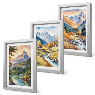 Composizione di 3 quadri Un paesaggio montano con un fiume e casette dai colori autunnali.