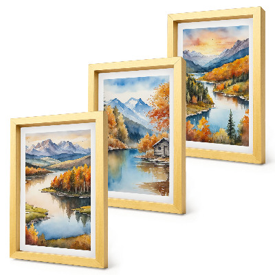 Composizione di 3 quadri Paesaggi montani autunnali con un fiume e un cottage in riva all'acqua.