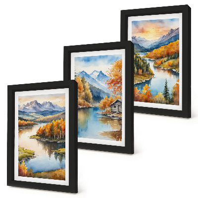 Composizione di 3 quadri Paesaggi montani autunnali con un fiume e un cottage in riva all'acqua.