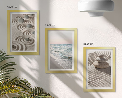 Composizione di 3 quadri Calme onde di sabbia e acqua con sassi sulla spiaggia