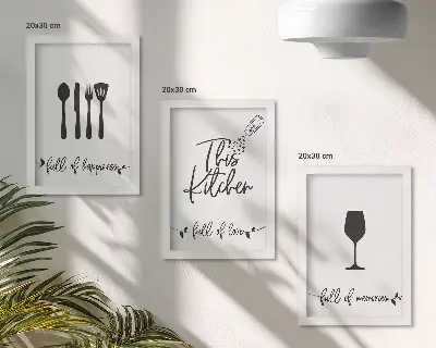Trittico incorniciato con modelli di utensili da cucina e iscrizioni decorative