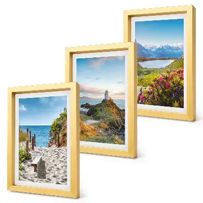 Composizione di 3 quadri con vista del faro, della spiaggia, delle montagne e dei fiori