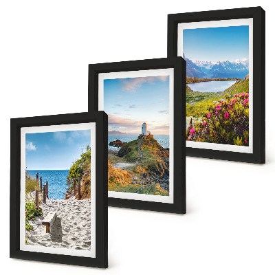 Composizione di 3 quadri Vista del faro, della spiaggia, delle montagne e dei fiori