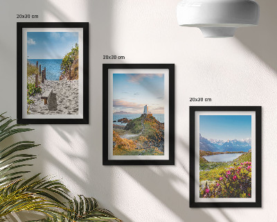 Composizione di 3 quadri Vista del faro, della spiaggia, delle montagne e dei fiori