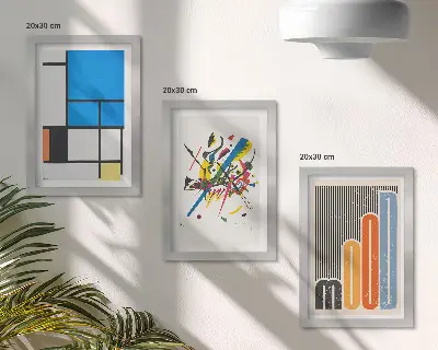 Composizione di 3 quadri con forme geometriche astratte moderne
