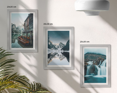 Composizione di 3 quadri Paesaggi montani con cascata e lago