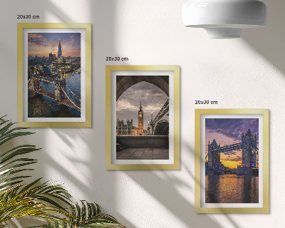 Composizione di 3 quadri Vedute della città con ponti e torri dell'orologio