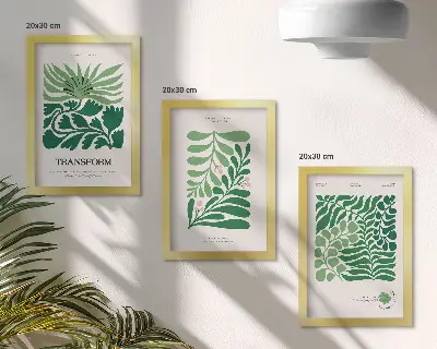 Trittico incorniciato con un insieme di foglie verdi e piante di varie forme