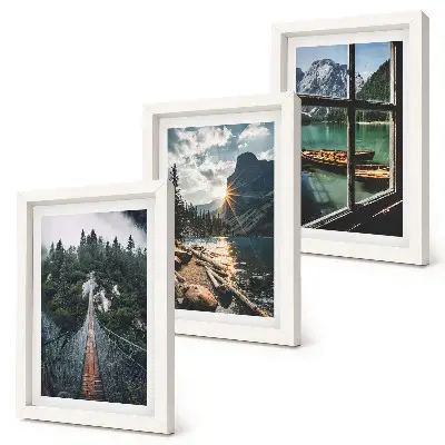 Composizione di 3 quadri con ponte sul lago nella foresta, barche e vista sulle montagne