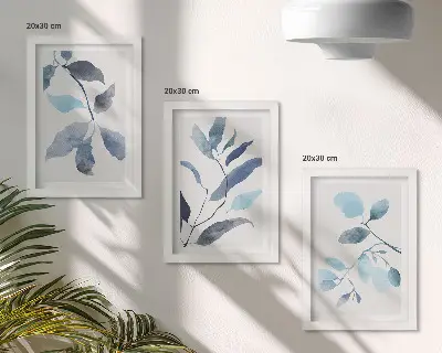 Trittico incorniciato foglie blu su sfondo chiaro in stile acquerello