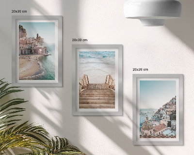 Trittico incorniciato Panorami estivi dai colori pastello con architettura marittima e spiaggia