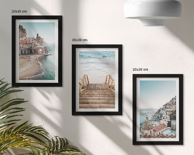 Trittico incorniciato Panorami estivi dai colori pastello con architettura marittima e spiaggia