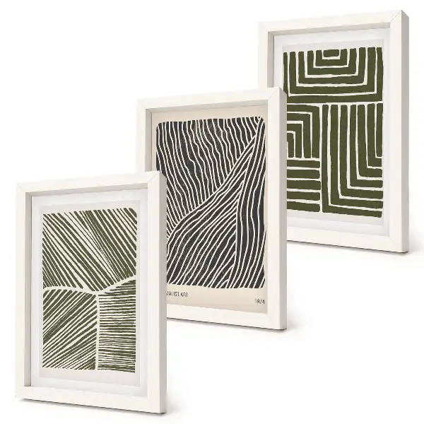 Composizione di 3 quadri con motivi di linee e forme in diverse tonalità di verde