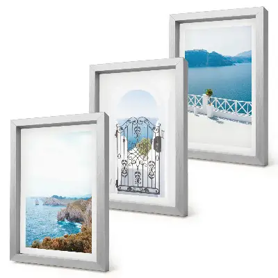 Vista mare con architettura greca trittico incorniciato