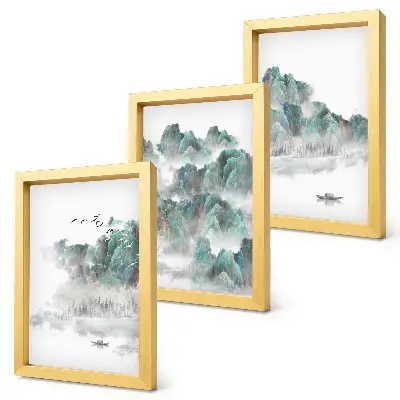 Composizione di 3 quadri montagne tra le nuvole con uccelli e una barca sull'acqua in stile japandi