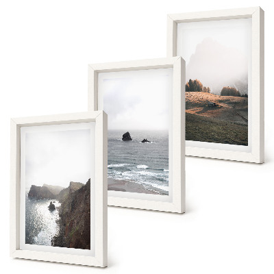 Trittico incorniciato Paesaggi montani e marini con nuvole e foreste