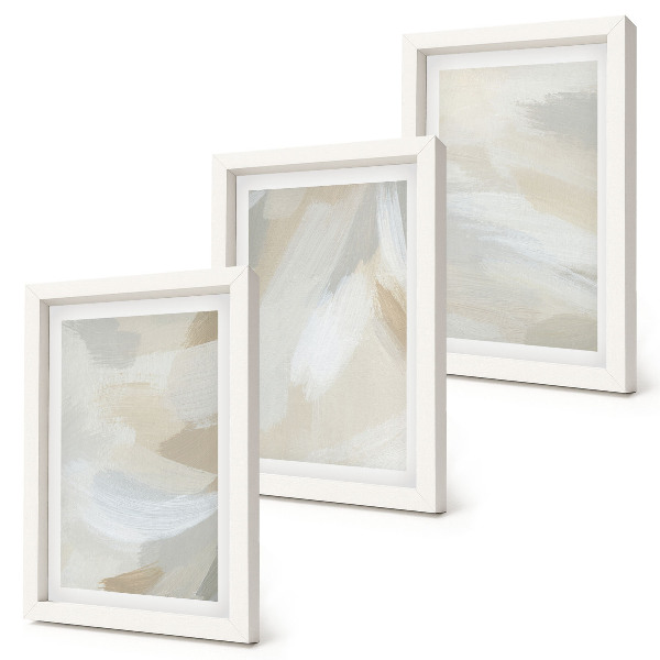 Trittico incorniciato Sfondo astratto e luminoso con delicate pennellate.