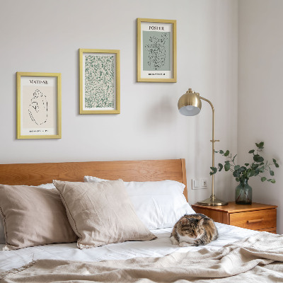Composizione di 3 quadri Linee e motivi vegetali in stile minimalista