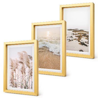 Trittico incorniciato Onde d'erba sulla spiaggia e pietre in riva al mare, stile boho