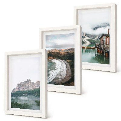 Composizione di 3 quadri Paesaggi montani con spiaggia e casa in legno