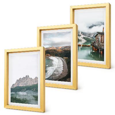 Composizione di 3 quadri Paesaggi montani con spiaggia e casa in legno