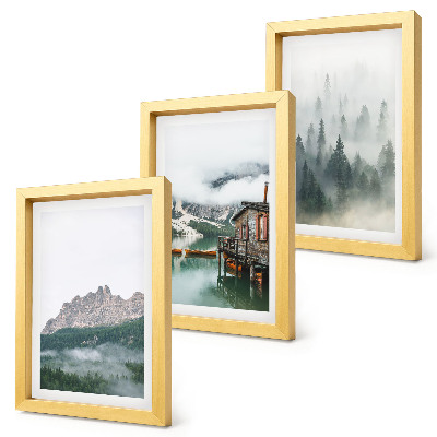 Trittico incorniciato Montagne, lago, casetta e nebbia nella foresta