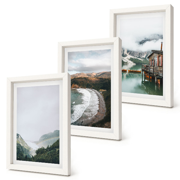 Trittico incorniciato Panorami di montagne e spiagge con nuvole e acqua