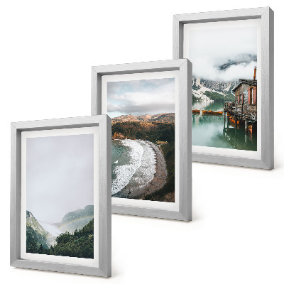 Trittico incorniciato Panorami di montagne e spiagge con nuvole e acqua