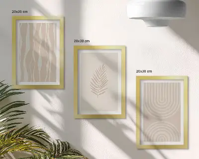 Trittico incorniciato con fantasie nei toni del beige e motivi vegetali