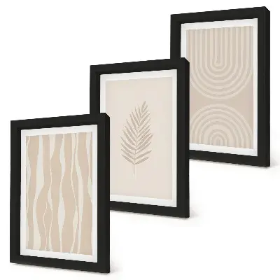 Trittico incorniciato con fantasie nei toni del beige e motivi vegetali