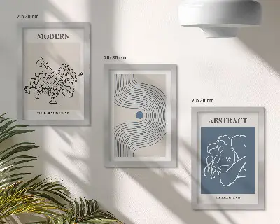 Trittico incorniciato con linee di fiori e forme astratte