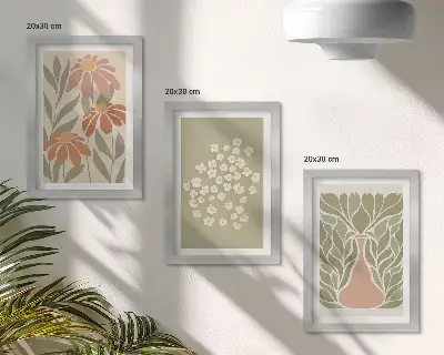 Trittico incorniciato con motivi floreali e minimalisti in stile boho