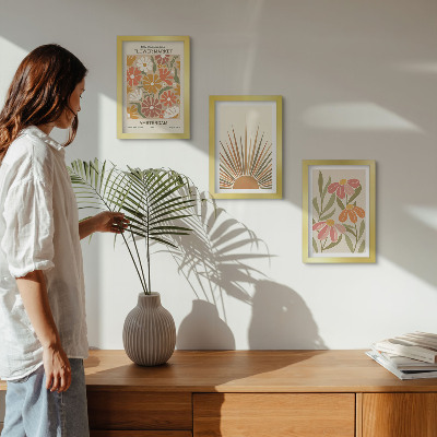 Composizione di 3 quadri Fiori dai colori pastello con raggi di sole