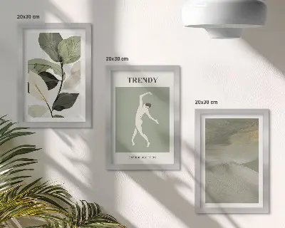 Trittico incorniciato con motivi vegetali, silhouette e forme astratte